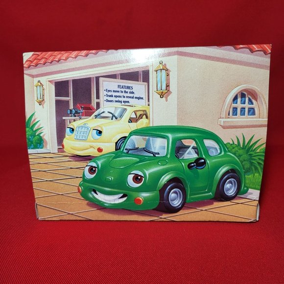Chevron Cars Kelly Kompact Green Door Coupe 1998 Collectible Toy - Picture 5 of 13